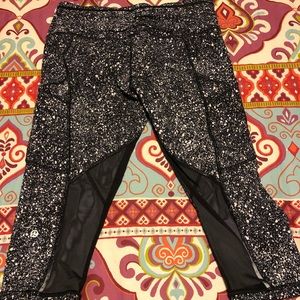 Lululemon Crop with Mesh Back Size 8